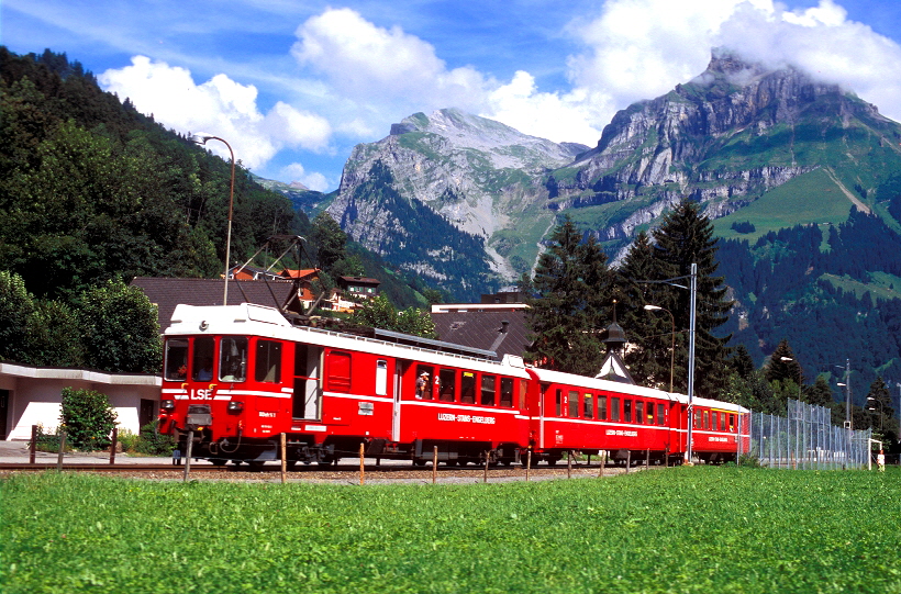 025. LSE BDeh 4.4 bei Engelberg 20.08.2004 foto herbert rubarth