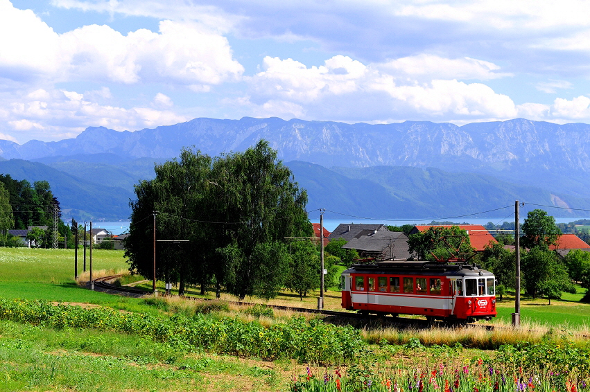 k-002 STH ET 26.110 bei Palmsdorf mit Blick auf den Attersee 17.07.2011 foto herbert rubarth