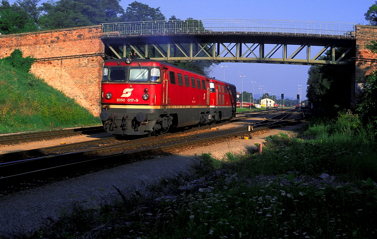 k-006 2050.017 & 018 Bf. Marchegg 08.08.1999 hr