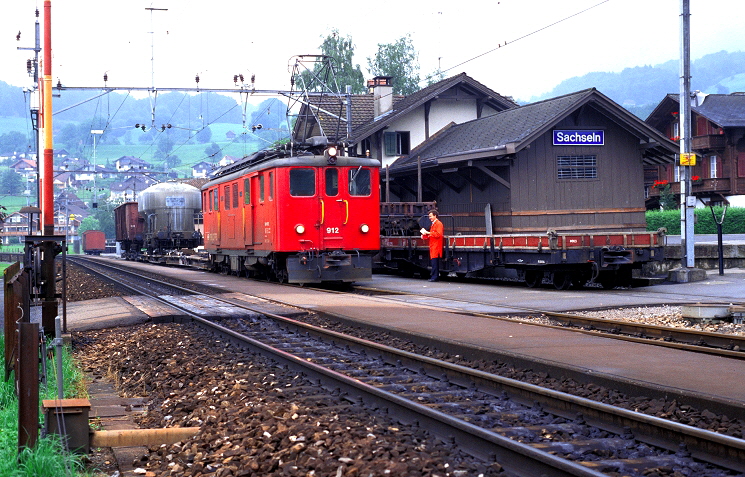 k-006 Brnigb. Deh 4.6  No. 912 Bf. Sachseln 03.07.1989 foto klaus kampelmann