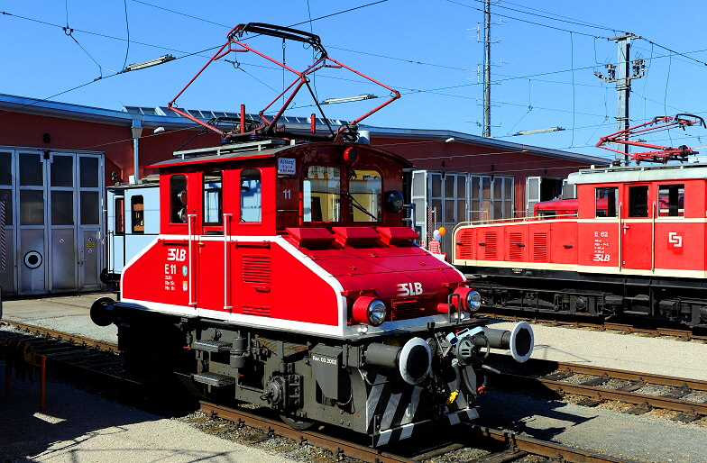 k-007 SLB E 11 ex. Bahnen der Stadt Mohnheim S.- Itzling 01.10.2011