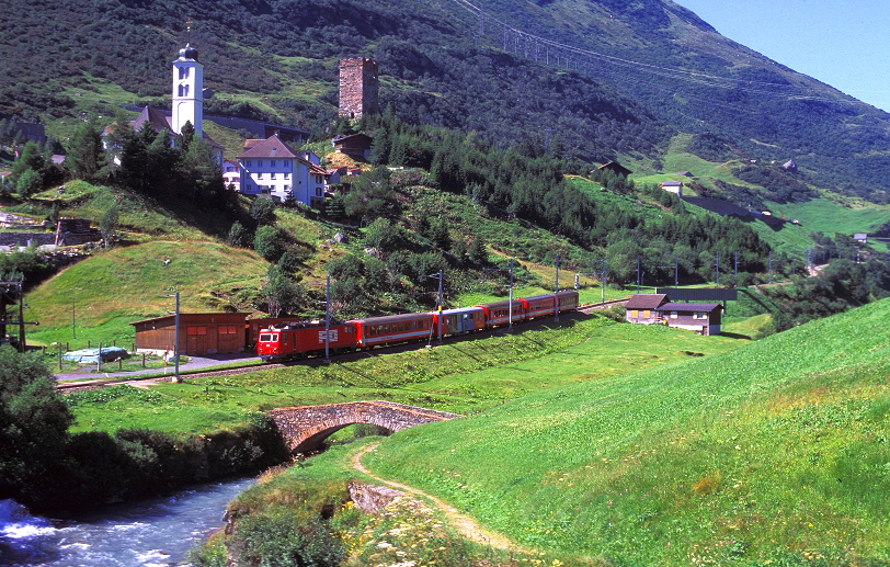 k-009 MGB Bei Hospental 22.07.2002 hr