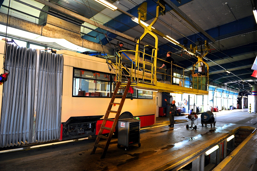 k-011. Obus Remise 28.05.2013 hr