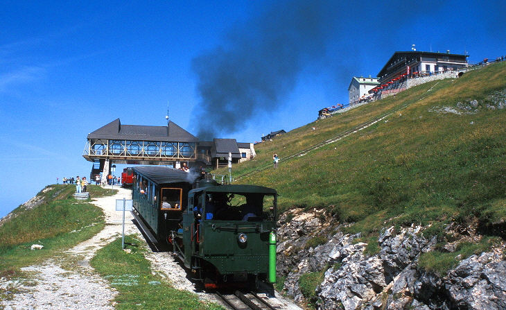 k-012 Z 4 bei der Einfahrt in die Station Schafbergspitze 15.08.2009  foto herbert rubarth