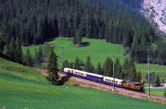 k-014 Ge 6.6 I. oberhalb Berg�n 01.08.2002 foto herbert rubarth
