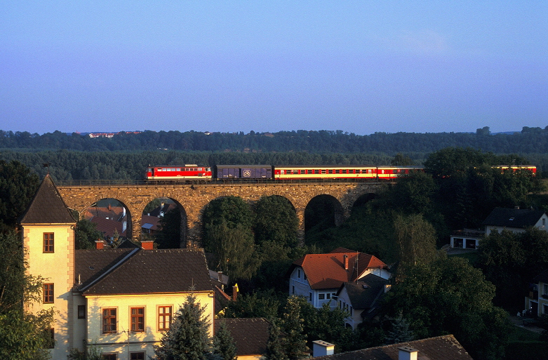 k-021 2043.017 Viadukt bei Emmersdorf im letzten Abendlicht 15.08.1998 foto herbert rubarth