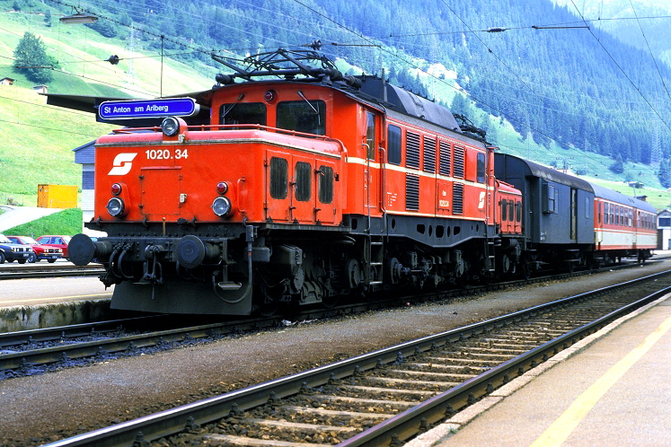 k-AB021 Bf. St. Anton 1020.34 28.07.1985 foto herbert rubarth