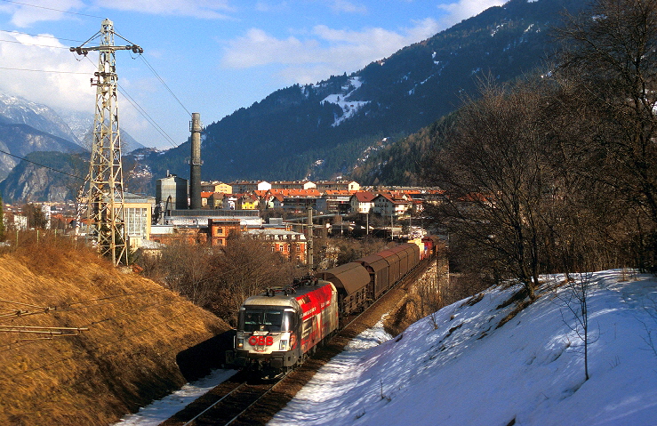 k-AB030 BR 1116.246-8 Innbrücke bei Landeck 22.02.2006 foto herbert rubarth