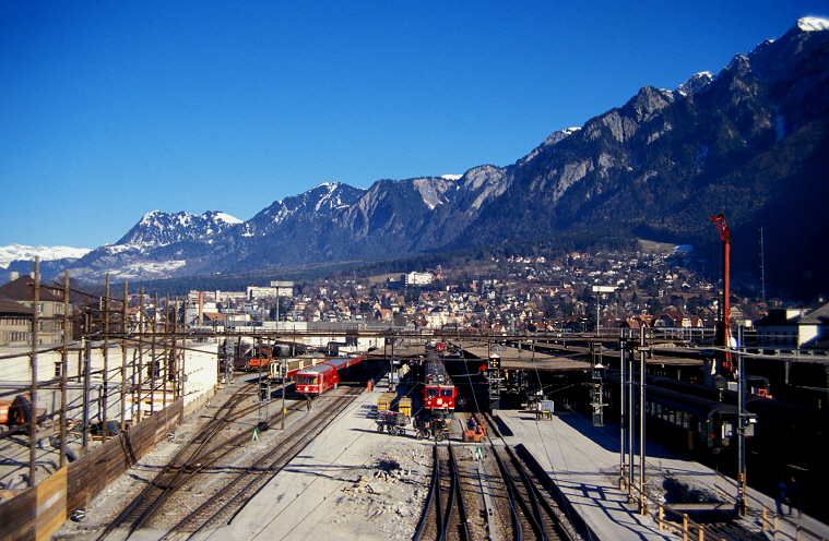 k-ABB001 Blick auf den Bahnhof Chur 26.01.1991 foto johannes schmoll