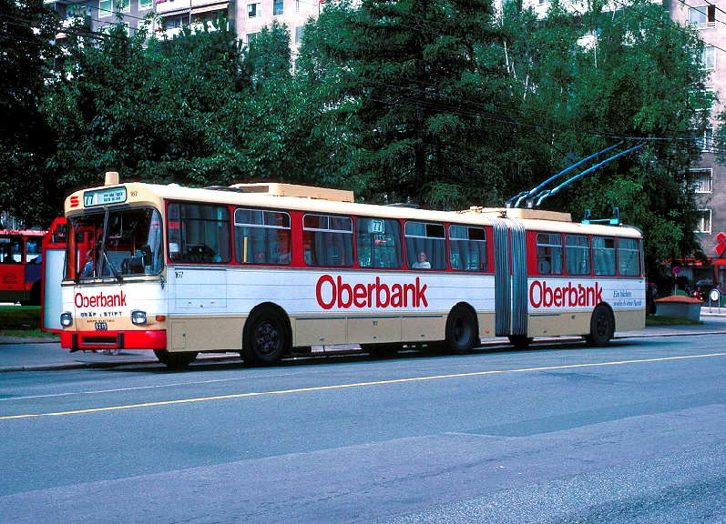 k-SLB008 StH O-Bus Bf. Salzburg 24.07.1989 foto herbert rubarth