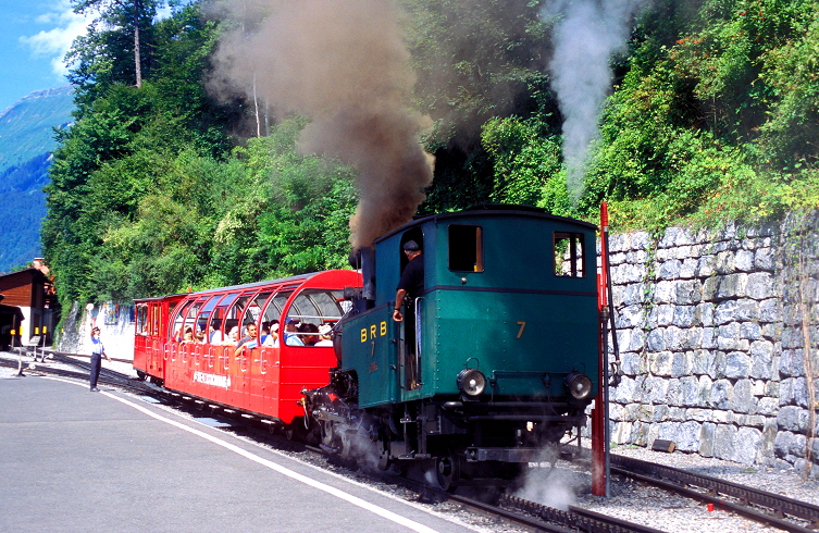 k-013 Brienzer Rothorn Bahn Talstation Brienz 18.08.2004 foto herbert rubarth