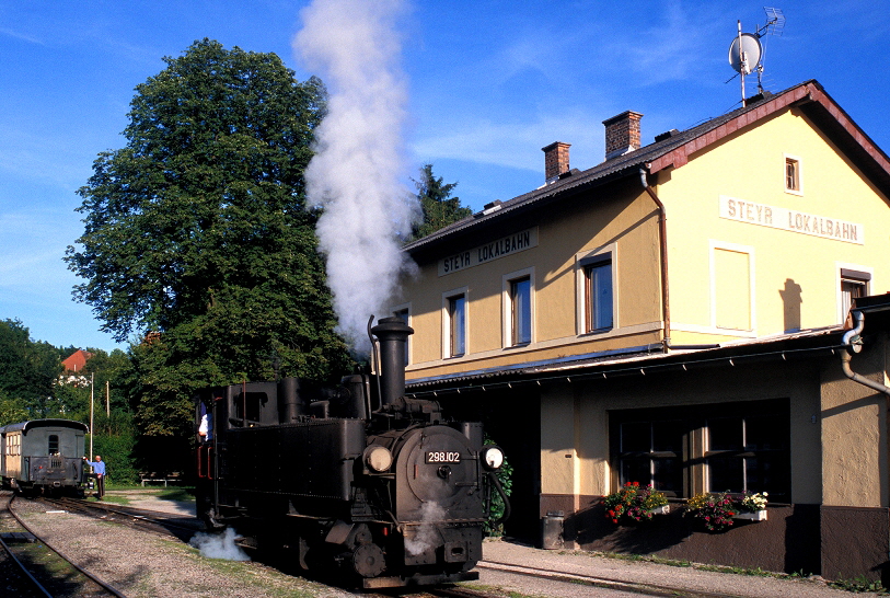 k-104 298.102 in Steyr Lokalbahnhof am Abend des 26.07.2009 fot