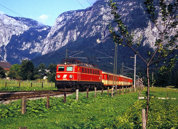 k-004 1041.11 vor Obertraun 02.08.1982 Foto Gustav Stehno