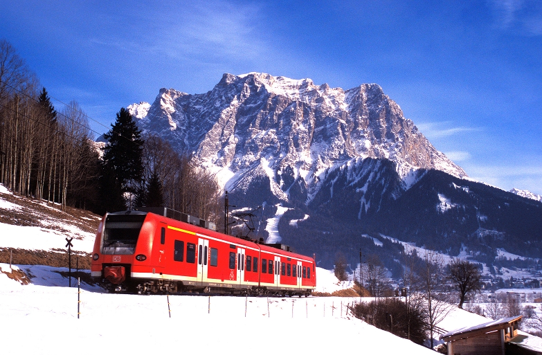 k-100 Au�erfernbahn ET 426 bei Lermoos unterhalb von Wetterstei