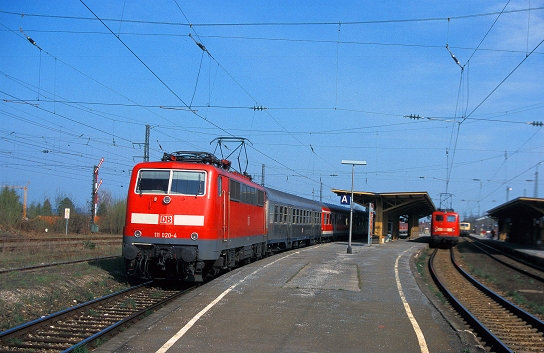 k-803 Bf. Murnau am Staffelsee 30.03.2002jpg