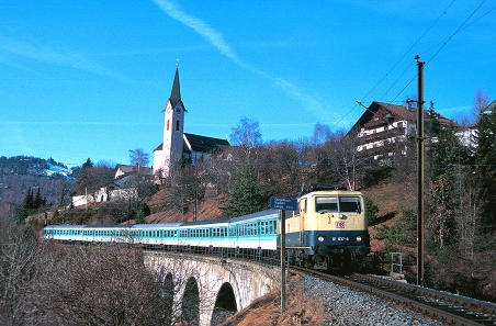 k-816 Gurgelbach Viadukt bei Reith 16.01.1996 Foto J. Schmoll