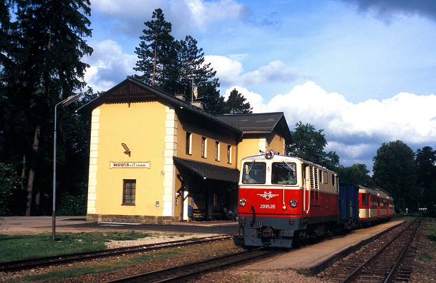 k-YB008 2095.005 WY Lokalbahn 05.10.2004